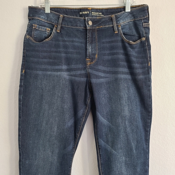 Old Navy Rockstar Mid-Rise skinny  Jeans medium wash size 14 Long - Picture 5 of 9